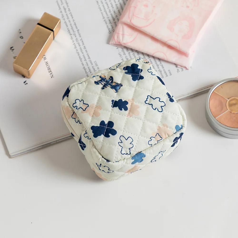 Floral Sanitary Napkin Storage Bag Girls' Sanitary Napkins Bags Women Cosmetic Bag Coin Purse Card Bag Travel Cosmetic Organizer