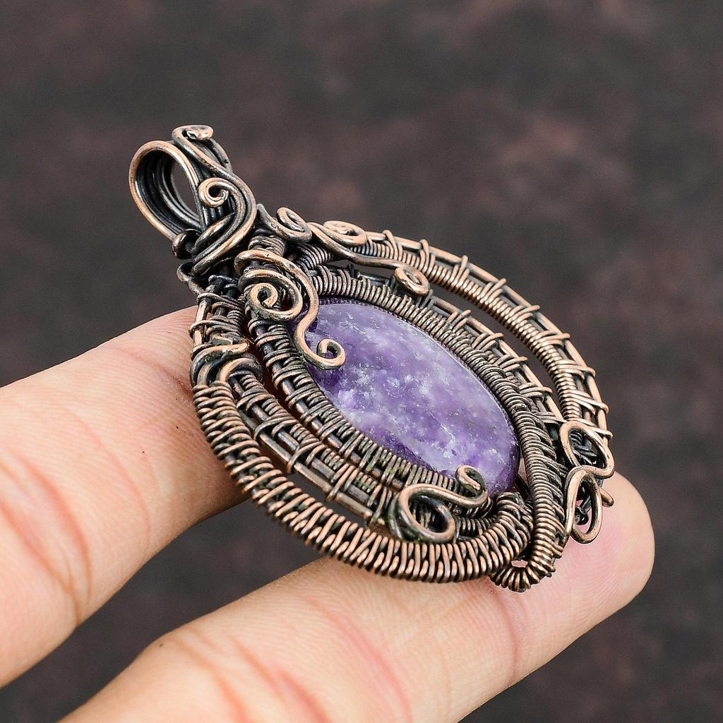 Подвеска из лепидолита и меди Подвеска, оплетенная медной проволокой Украшения из натуральных драгоценных камней Подарок для мамы Украшения из античной медной проволоки Подвеска ручной работы