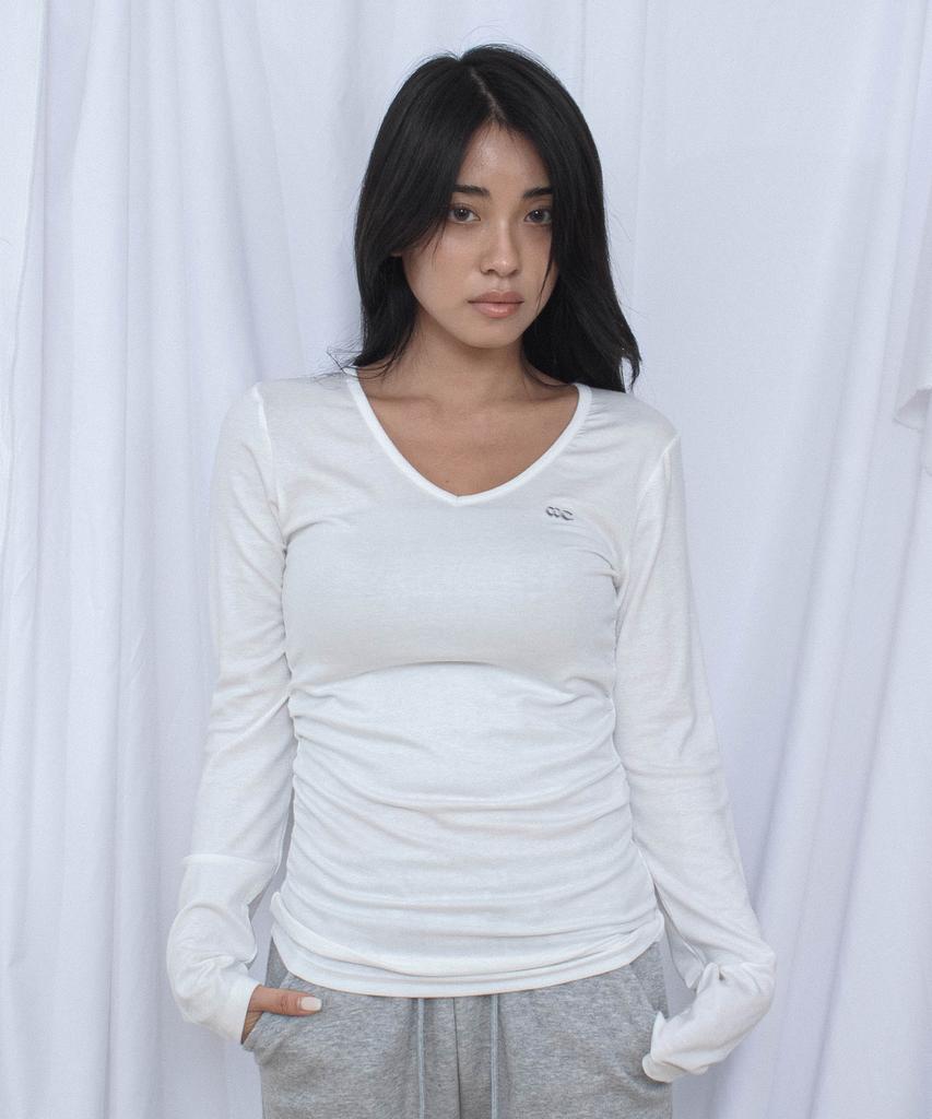 CHICKS Side Shirred V-Neck Slim Fit Long Sleeve T-Shirt Ivory