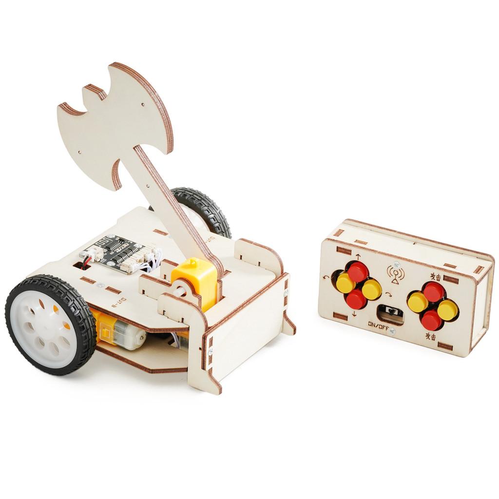 Wooden Remote Assembled Controlled Combat Vehicle With Big Axe Children Set Toy