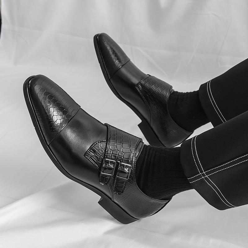Gentleman Luxury New Black Brown Pointed Leather Shoes Men Designer Monk Strap Loafers Formal Wedding Dress Homecoming Footwear