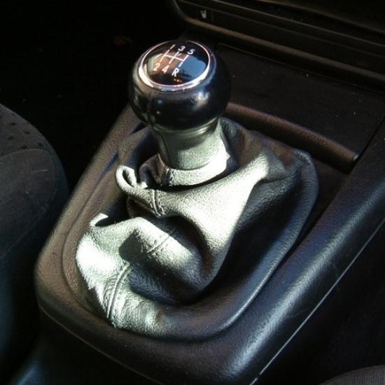 For Volkswagen Passat B5 Manual 5-Speed Gear Shift Knob Lever Gaitor Boot