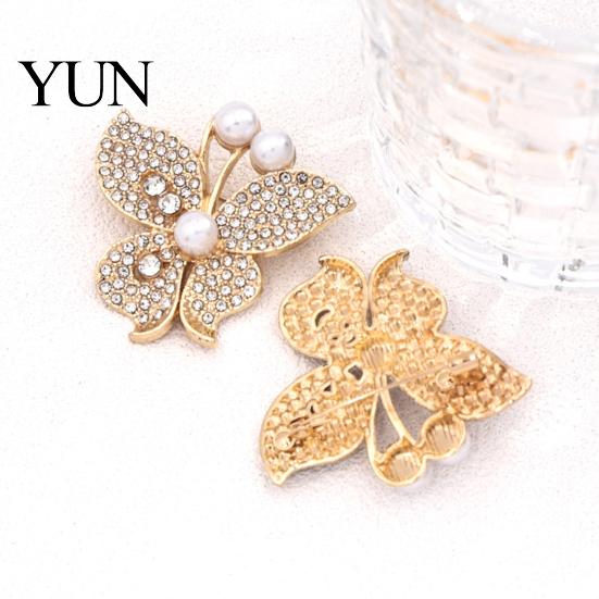 Golden Tone Butterfly Badge Women Brooch Pin, Shape Lapel Pin with Formal Event Accessory Faux Pearls Rhinestones, Jewelry for Dresses Coats