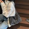 Denim bag women's large capacity 2025 new retro versatile chain shoulder messenger bag class commuter tote bag
