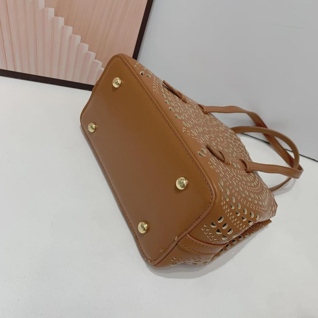 Набор сумок из кожи с резным узором Cross-Border: Сумка-тоут, косметичка и кошелек для монет