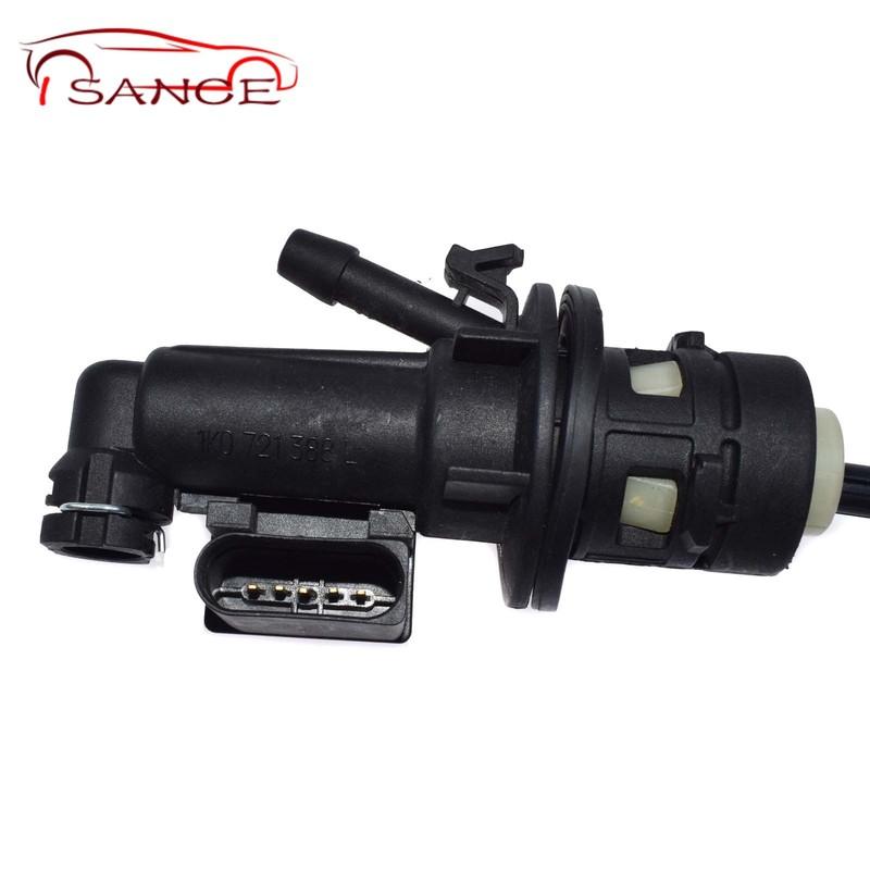 Clutch Master Cylinder 2241 LPR 3C0721388M 3C0721388J 3C0721388P 3C0721388N For VW TIGUAN 5N 2.0 07-18