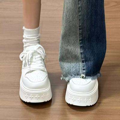 Универсальные белые кроссовки на шнуровке на толстой подошве, увеличивающие рост, супергорячие, детские, новые повседневные кеды 2025 года на осень и зиму