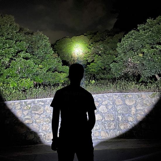 USB-перезаряжаемый прожектор, ручной фонарь высокой яркости с штативом, водонепроницаемый, ударопрочный, наружный прожектор для кемпинга, пеших прогулок, чрезвычайных ситуаций