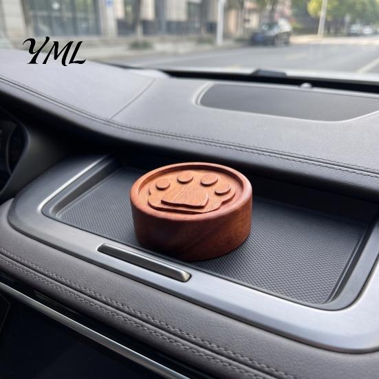 Natural Fragrance Diffuser for Office Wooden Essential Oil Diffuser, Cat Paw Horse Engraved Pattern, Round Decorative Wood Craft Ornament Wood,