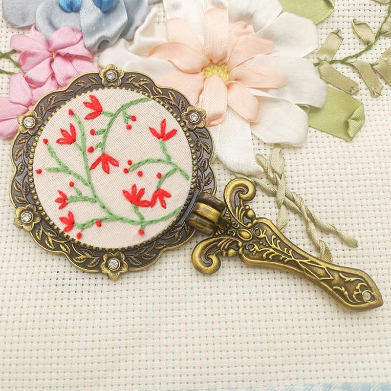 DIY Retro Embroidery Folding Makeup Mirror Kit: Beginner-Friendly Cute Ancient Style