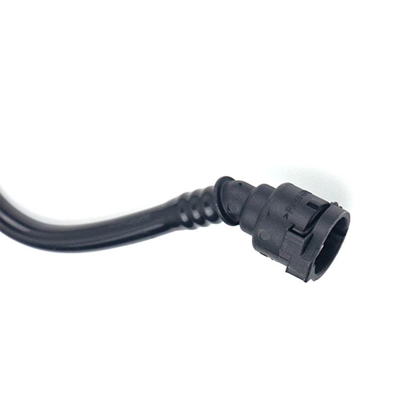17128570061 Car Accessories Coolant Hose Return Line For BMW M2 435i F20 F22 F23 F30, 3.0L 2979CC L6 Auxiliary Kettle Pipe