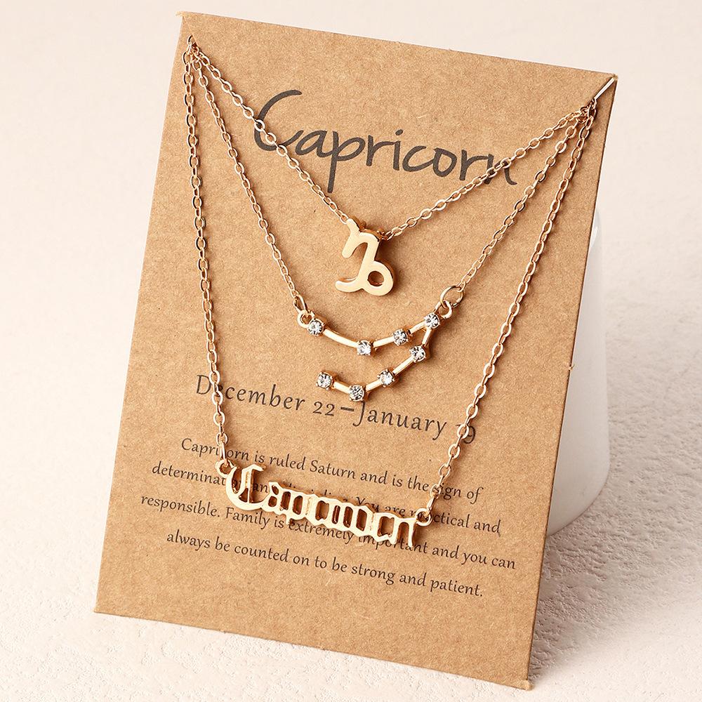 Двенадцать ожерелий в виде созвездий, три многослойных ожерелья в виде созвездий.