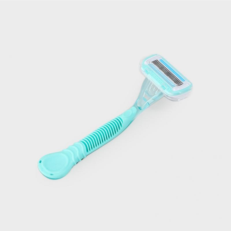 Daiso 4 Blade Body Shaver