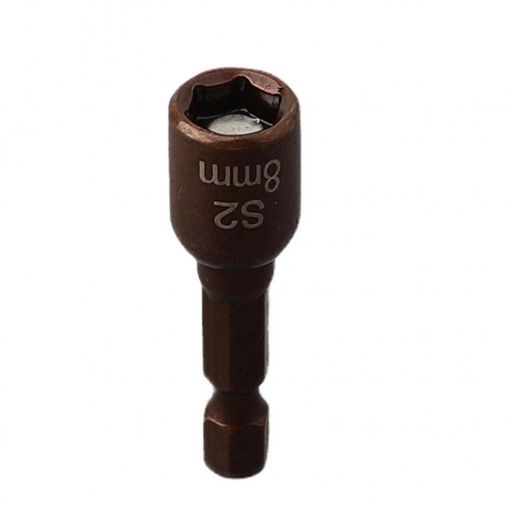 Надежно закрепите гайки с помощью 8-миллиметрового магнитного гаечного ключа с торцевой головкой и шестигранным гаечным ключом