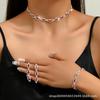 Набор украшений, модная высококлассная когтевая цепочка, набор из трех предметов со стразами, шейная цепочка, серьги, браслет.