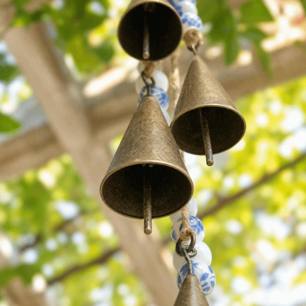 16.93in Rustic Metal Cowbell Built-in Metal Clapper Vintage Gold Wind Chime Home Wall Hanging