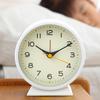 Будильник Винтажный бесшумный настольный будильник с ночником Маленькие прикроватные часы для спальни с функцией повтора для домашнего общежития