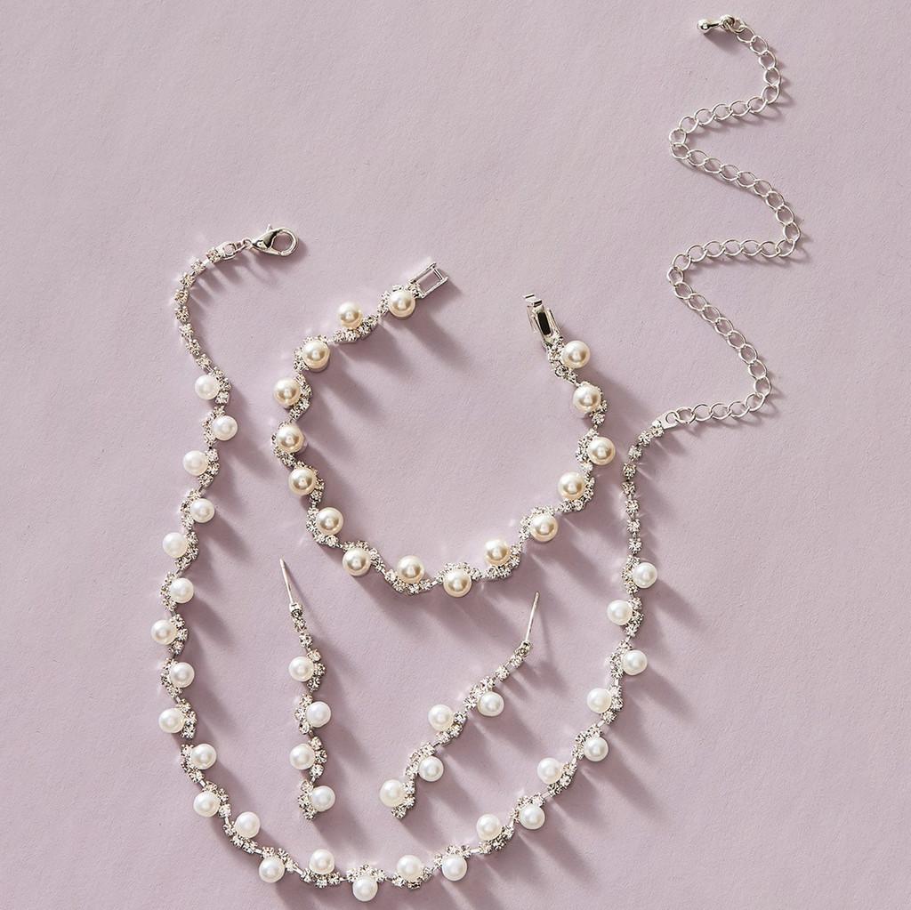 Fashion Bridal Jewelry Set With Waterdrop Crystal Necklaces And Earrings For Women