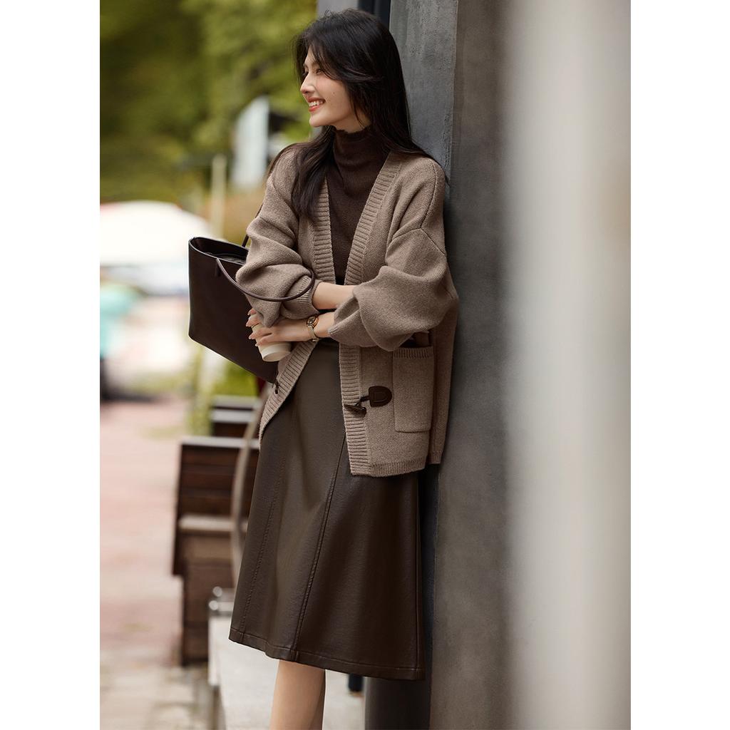 [Light casual versatile cow horn button wool cardigan jacket] Autumn versatile knitted cardigan