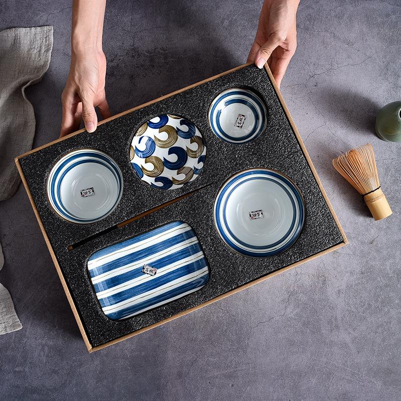 Наборы столовой посуды из сине-белого фарфора в японском стиле на одну персону для ужина включают миски, тарелку, палочки для еды, набор блюд, керамический подарочный набор из 6 предметов