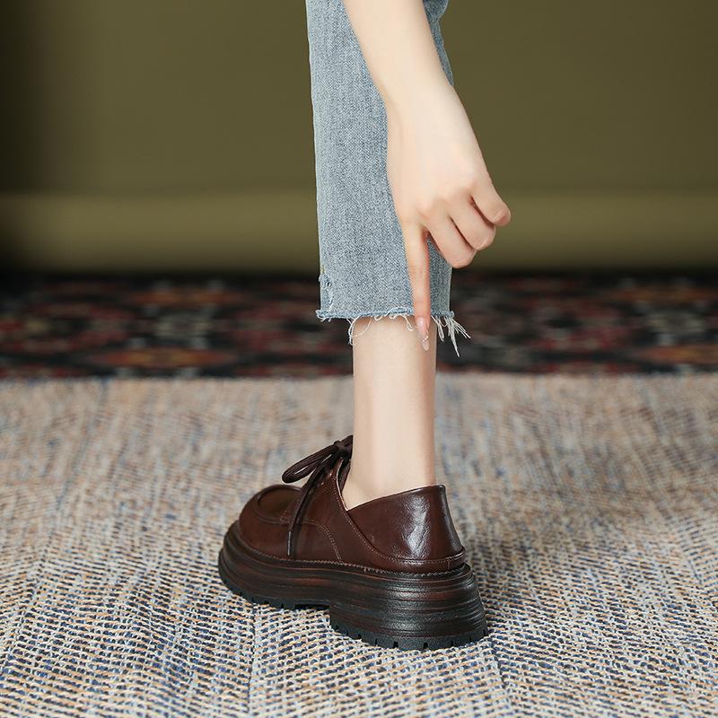 Британские лоферы на платформе со шнуровкой для женской весенне-летней новой обуви, два способа носки, на одном ремешке, с круглым носком, на толстом каблуке, черные, из маленькой кожи