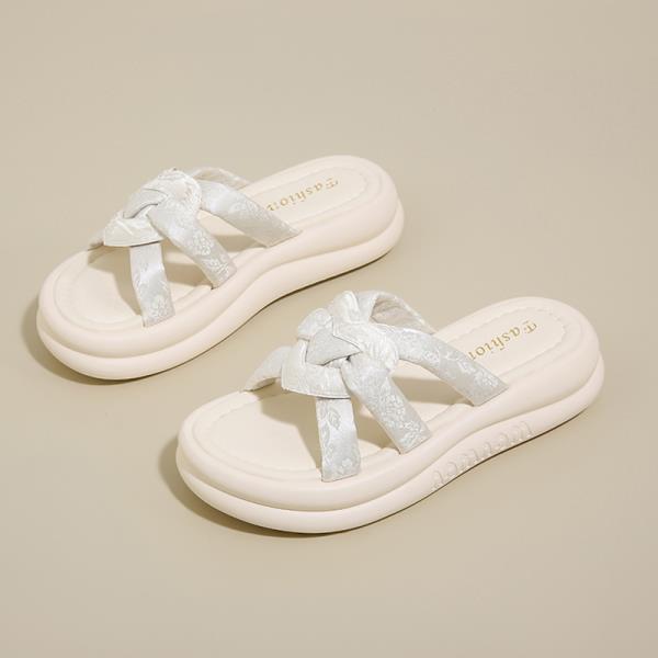 Модная обувь Женские тапочки для бассейна Шлепанцы Pantofle Мягкие Пляжные 2025 Лето Повседневные Тапочки Женская Летняя Обувь Сланцы