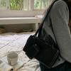 Vintage Leather Shoulder Bags For Women Simple Female White Handbags With Earphone Bag Design Ladies Black Underarm Bags