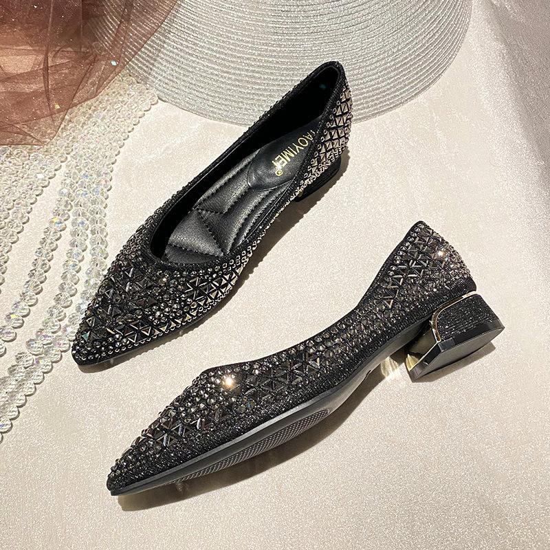 French pointed single shoes women's 2025 new shallow mouth rhinestone flat bottom soft sole four seasons butterfly flower ladyshoes temperame