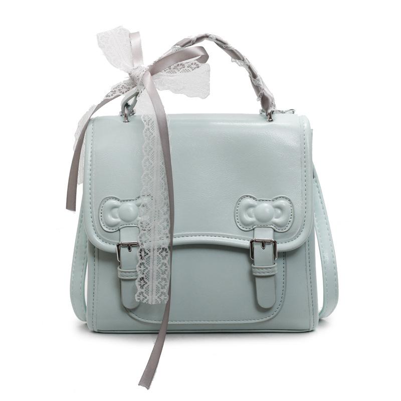 Этот простой и стильный рюкзак — высококлассная и стильная ручная квадратная сумка