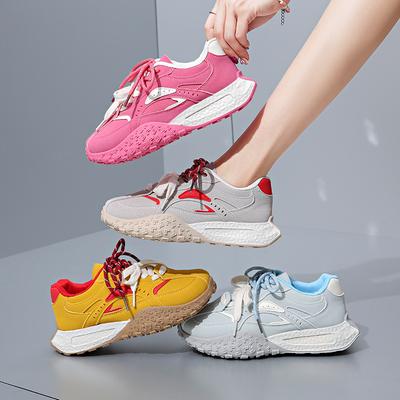 2025 лето новая корейская версия дышащая женская обувь из хлопчатобумажной ткани ins tide студенческая спортивная обувь для бега повседневная женская обувь W9531