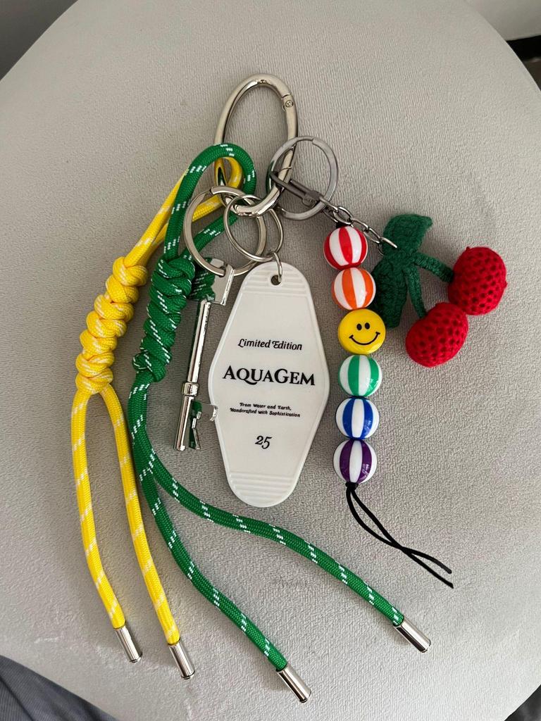 Оригинальный нишевый дизайн брелок для ключей в стиле таксы, подвеска для сумки