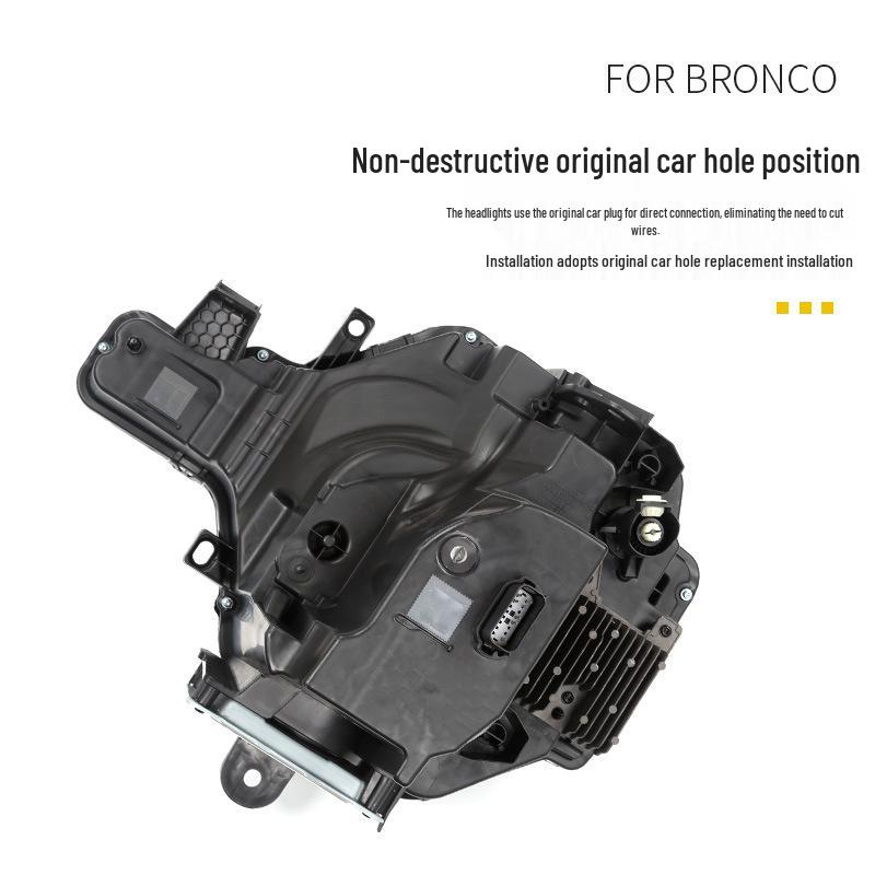 Светодиодная фара в сборе для Ford Bronco: Высококлассная четырехлинзовая фара ближнего и дальнего света со встроенным дневным ходовым огнем.