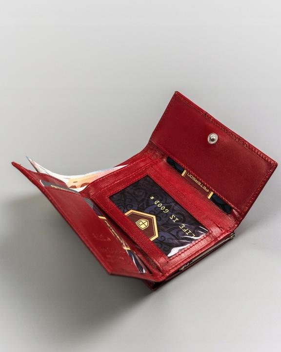 Small leather women's wallet with RFID system - Peterson