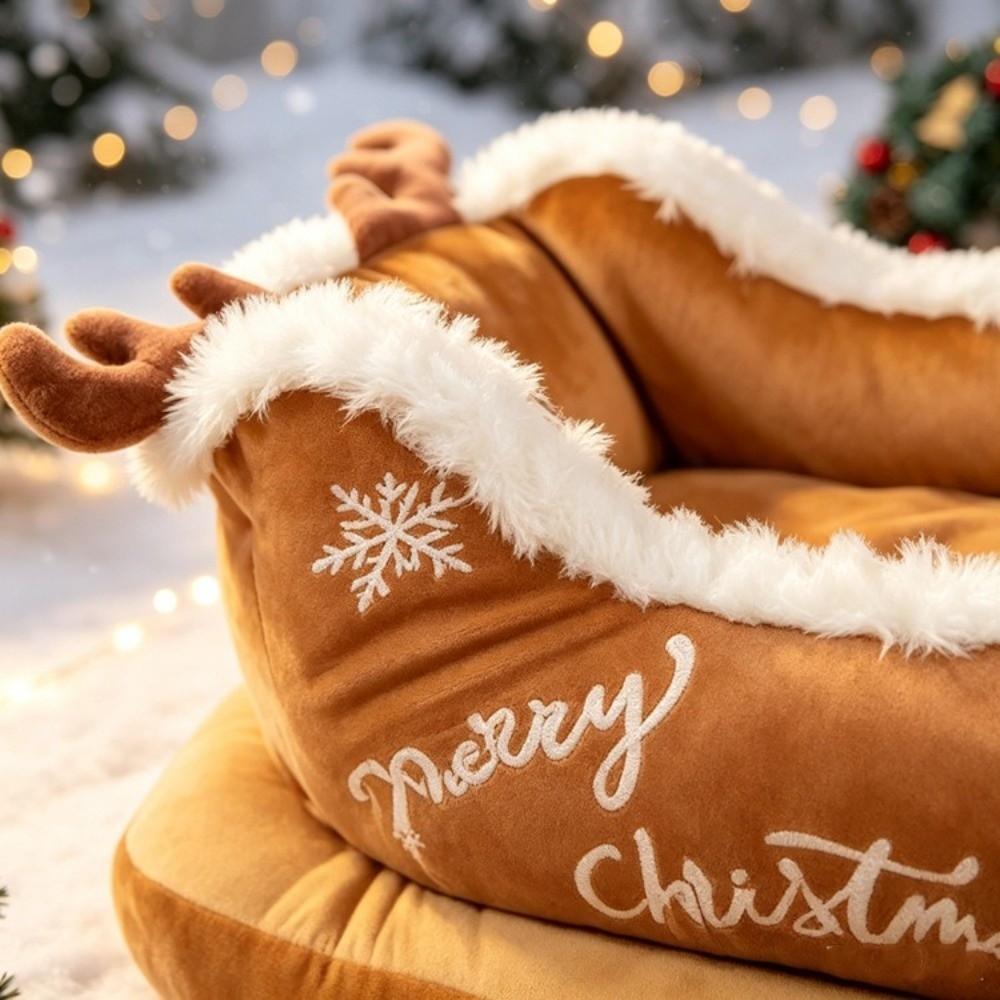 Bite Resistant Christmas Sleigh Pet Bed Reindeer Shape Xmas Sleigh Cat Nest Living Room