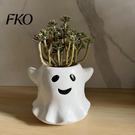Halloween Style Green Plant Pot Ghost Flowerpot, Waterproof Resin Vase, Spooky Cute Planter Desktop Ornament, for Plants Holiday Decoration