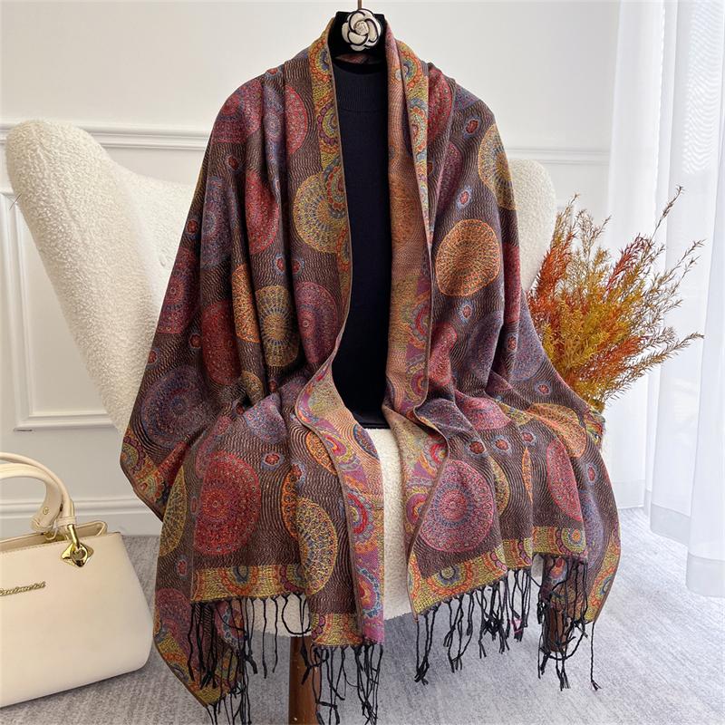 Autumn Bohemian Ethnic Paisley Cashmere Shawls Scarf for Women Warm Jacquard Pashmina Scarves Print Design Lady Foulard Stoles