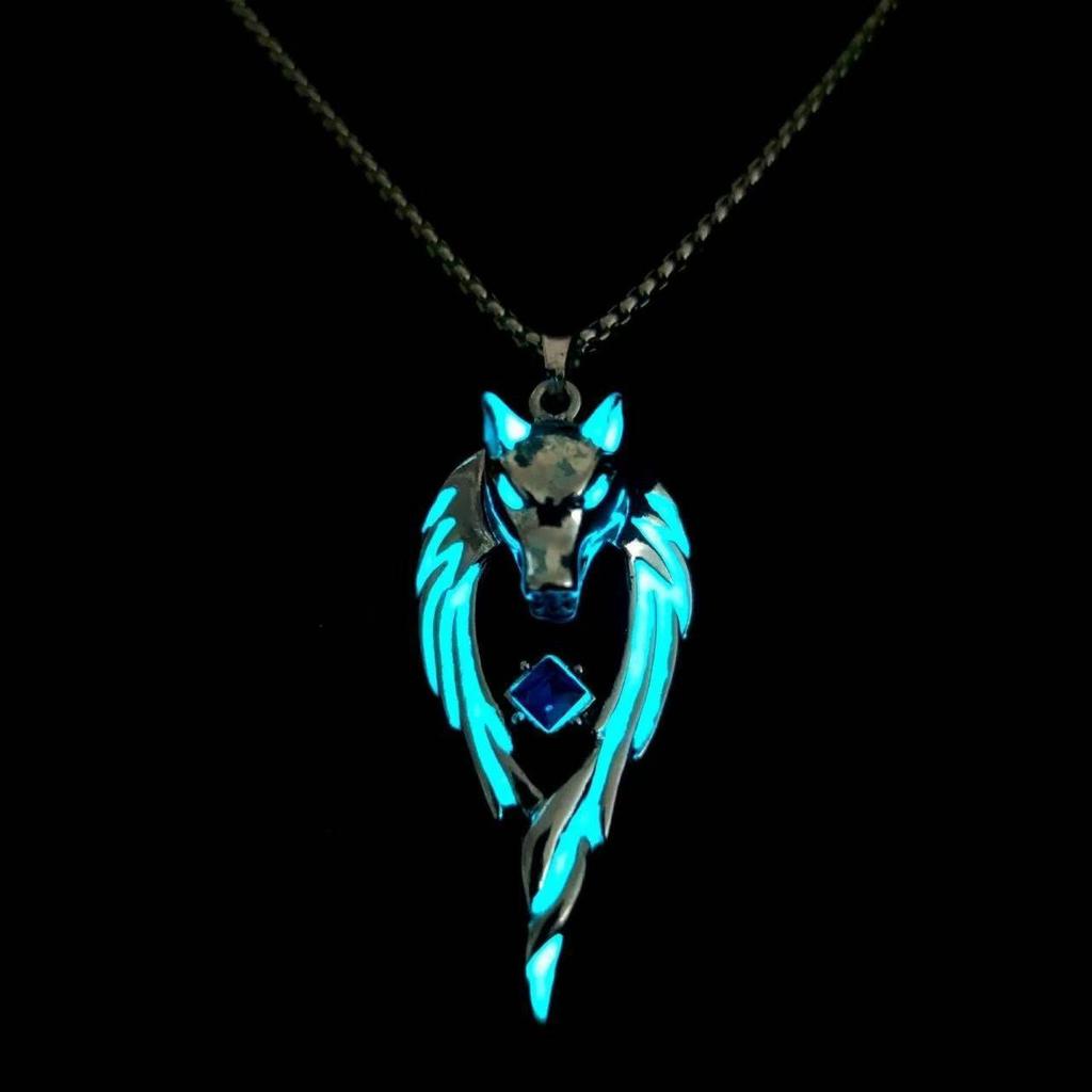 Luminous Wolf King Titanium Steel Necklace - Men's Retro Hip-Hop Jewelry Trend