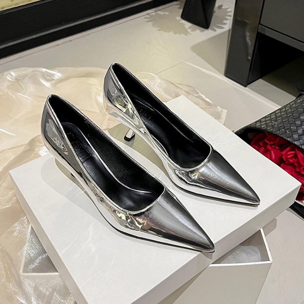 Остроносые туфли-лодочки темперамент новые шпильки лакированная кожа женские туфли с юбками профессиональные рабочие остроносые черные красные туфли на высоком каблуке