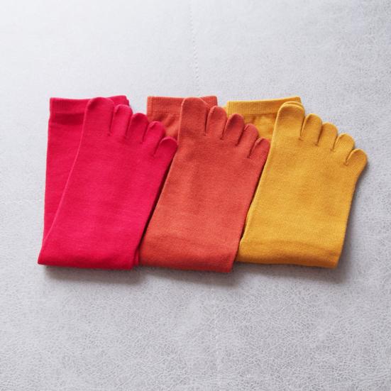 Дышащие носки, однотонные длинные носки с пятью пальцами, повседневная одежда