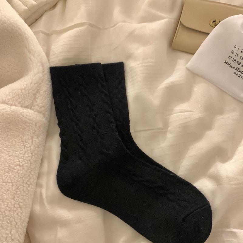 Autumn and Winter Girl Mid-calf Wool Socks, Thickened Wool Socks, Linen Pattern Mid-calf Socks for Girls, Pile Socks for Girls