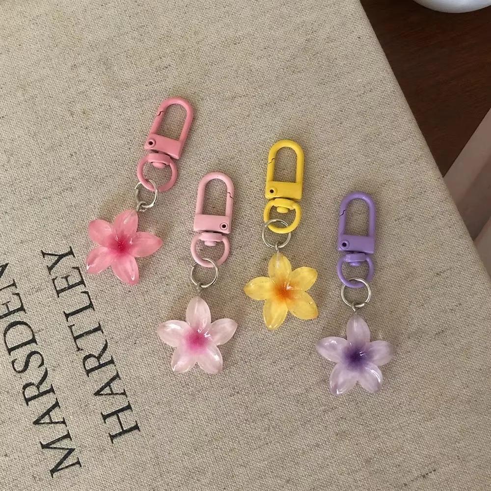 Resin Colorful Flower Keychain Sweet Earphone Case Pendant New Mini Keychain Student