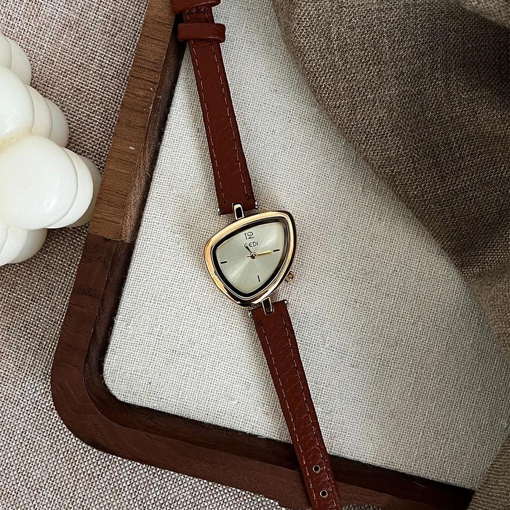 NEW Minimalist Elegant Women's Watch with Asymmetrical Small Dial Design Water-Resistant Quartz Ladies' Wristwatch Gift