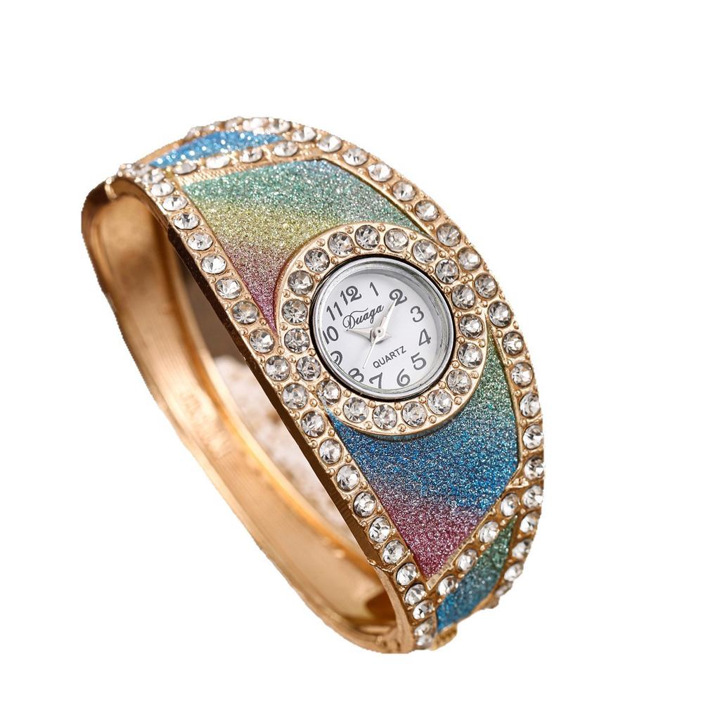 2026 Новые Темпераментные Овальные Часы-Браслет с Множеством Бриллиантов, Блестящие, из Сплава, Женские Кварцевые Часы