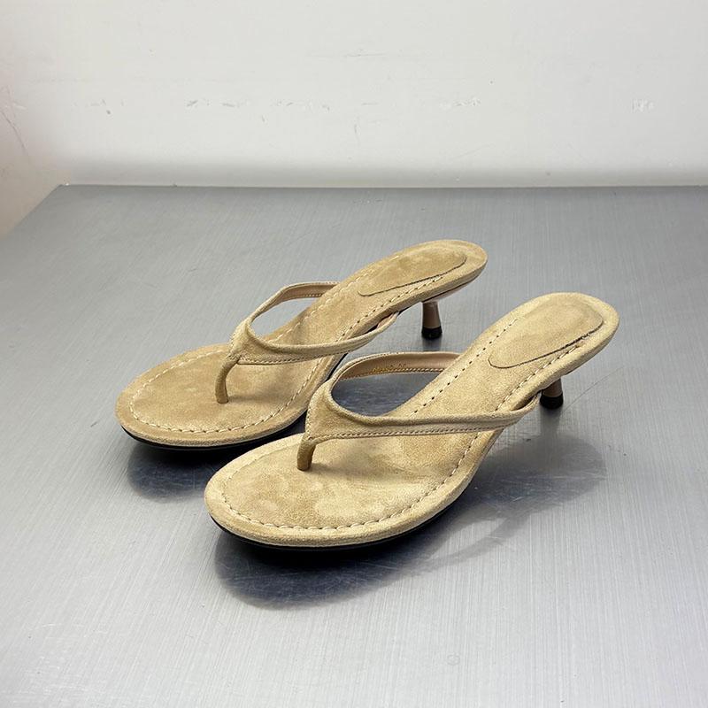 Модные женские сандалии большого размера 43 на низком каблуке, летние пляжные шлепанцы, модные флоковые женские сандалии на каблуке, туфли-шлепанцы, женские шлепанцы, туфли-лодочки