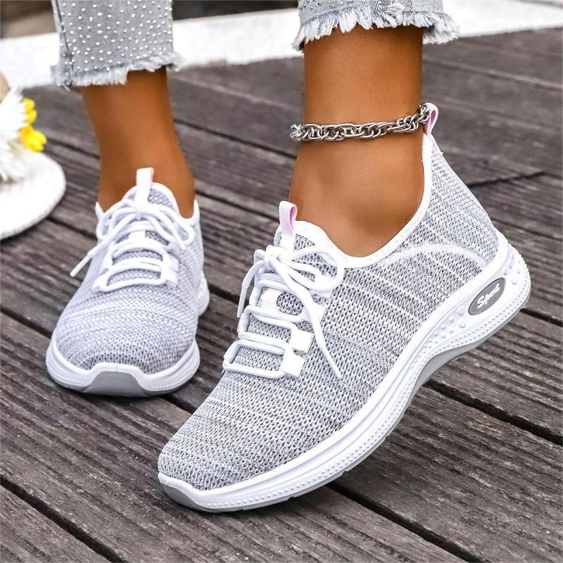 Повседневные кроссовки из дышащей сетки на шнуровке для женщин 2025 лето, круглый носок, клиновидная подошва, спортивная обувь, удобная мягкая подошва, кроссовки для бега