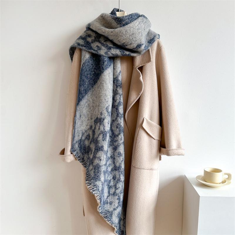 New Thickened and Elongated Winter Scarf Cashmere Feeling Shawl and Wraps Pashmina Neckerchief Bufanda Female Poncho 48Colors
