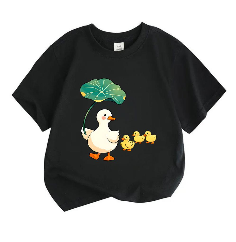 Cute Cartoon Mother Duck Holding Lotus Leaf with 3 Baby Duck