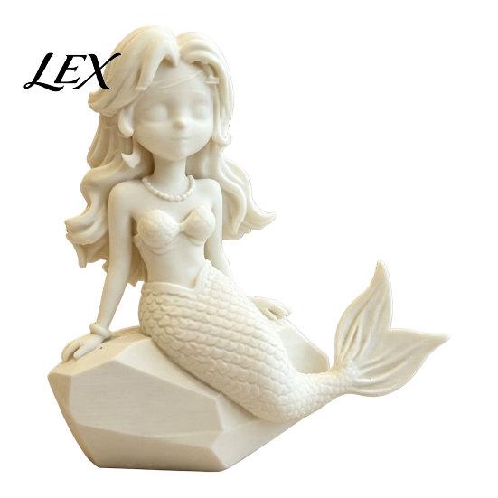 Fish Scale Texture Statue 3D Printed Mermaid Action Figure, Dark Gothic Style Figurine with Matte Black Finish, Movable Joints Minimalist Sculpture &