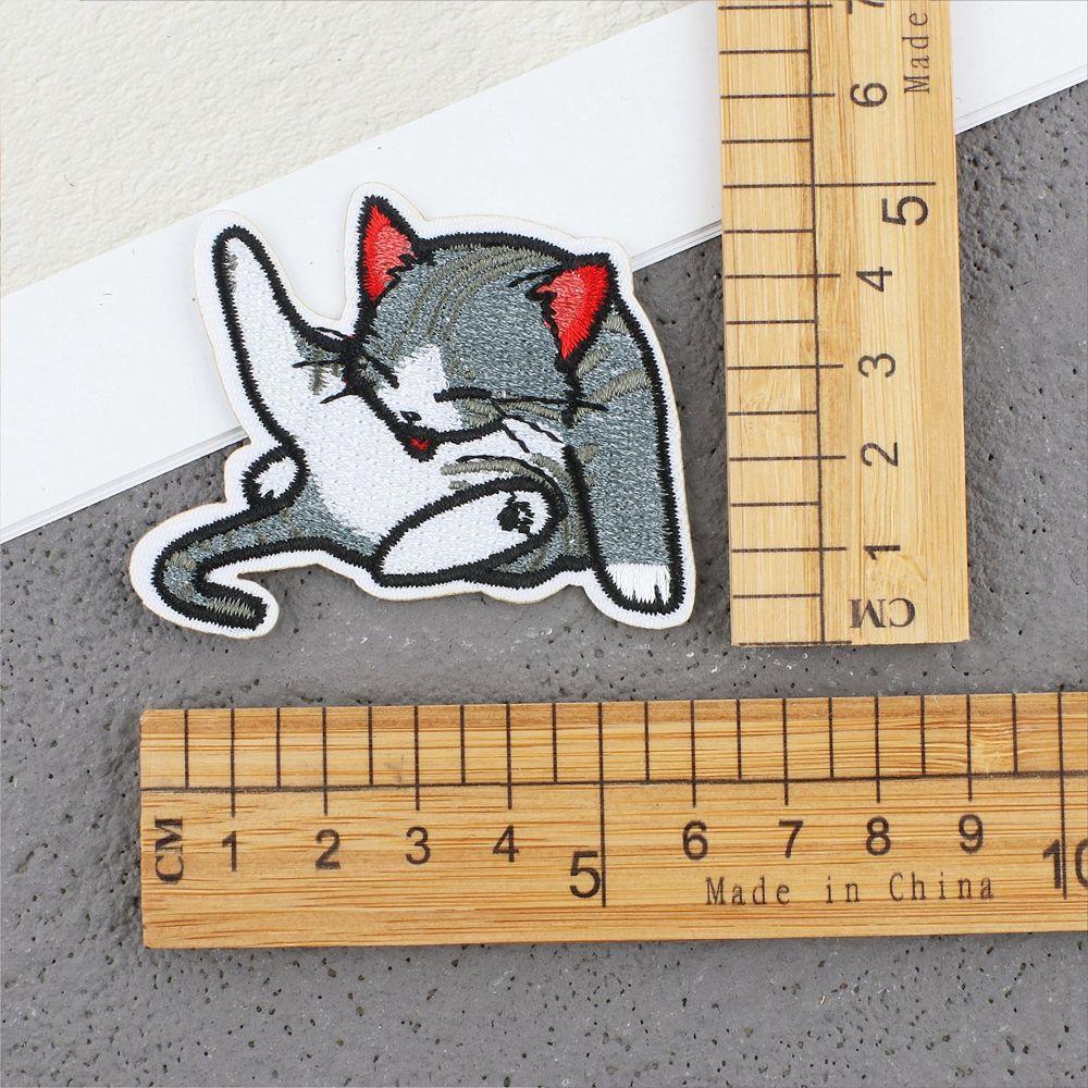 Значки, джинсы, детская одежда, нашивки для одежды, вышивка кота, нашивки с вышивкой кота, аппликации в виде кота