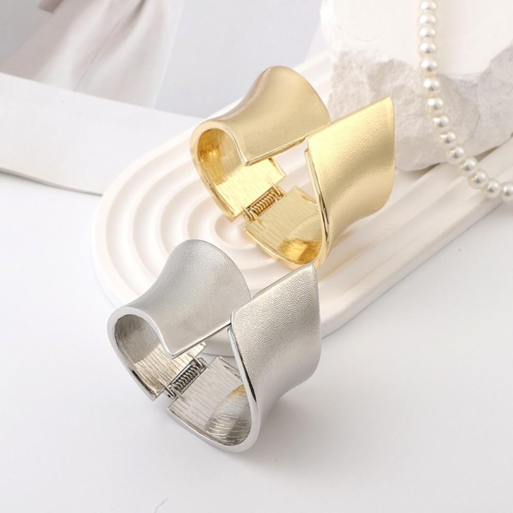 Metal Wide Open Bracelet Goth Fashion Punk Bangle Fashion Chunky Heavy Bracelet Jewelry Gifts